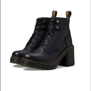 Dr. Martens Jesy Boot